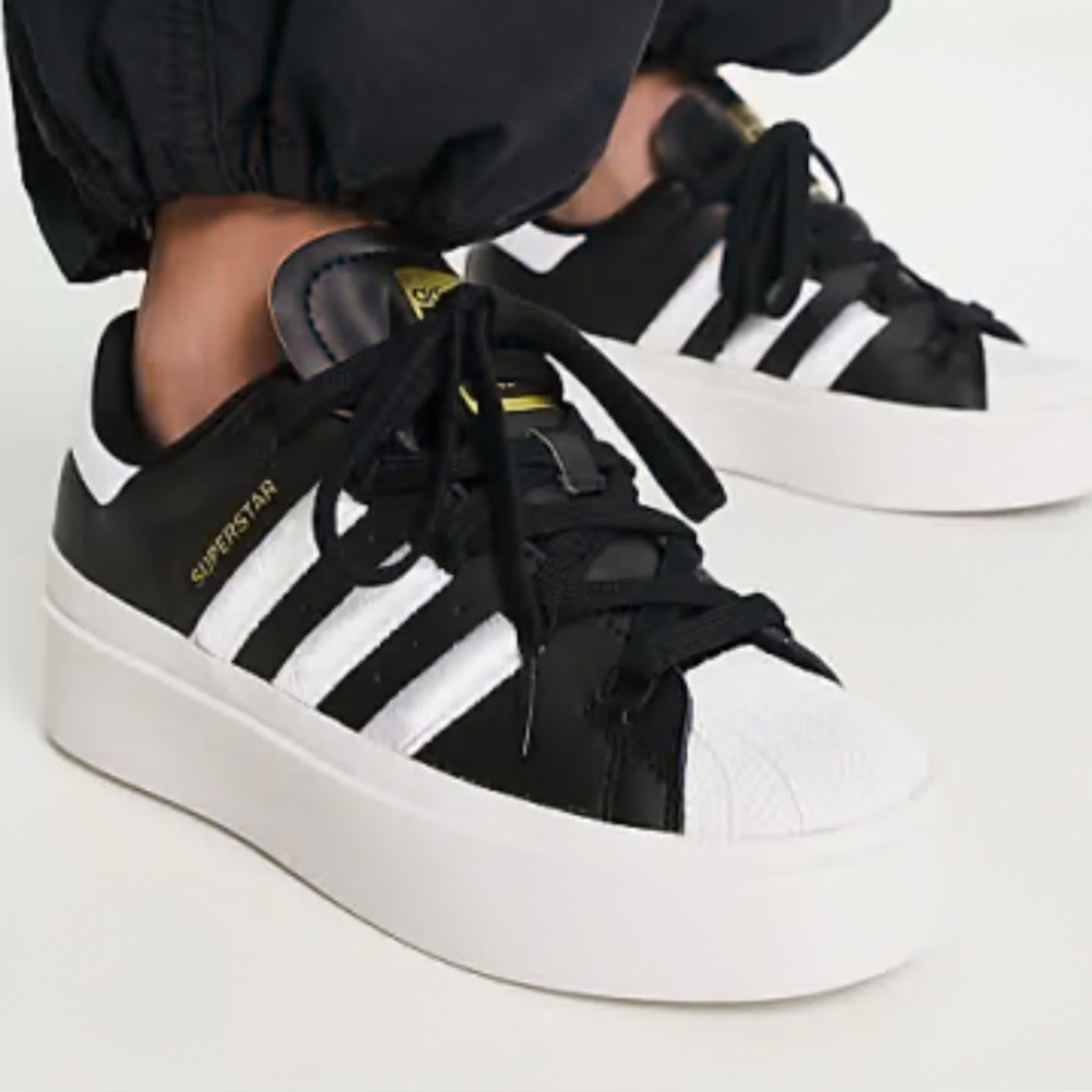 NWT!!! Adidas Originals Bonega Platform Black and White Sneakers